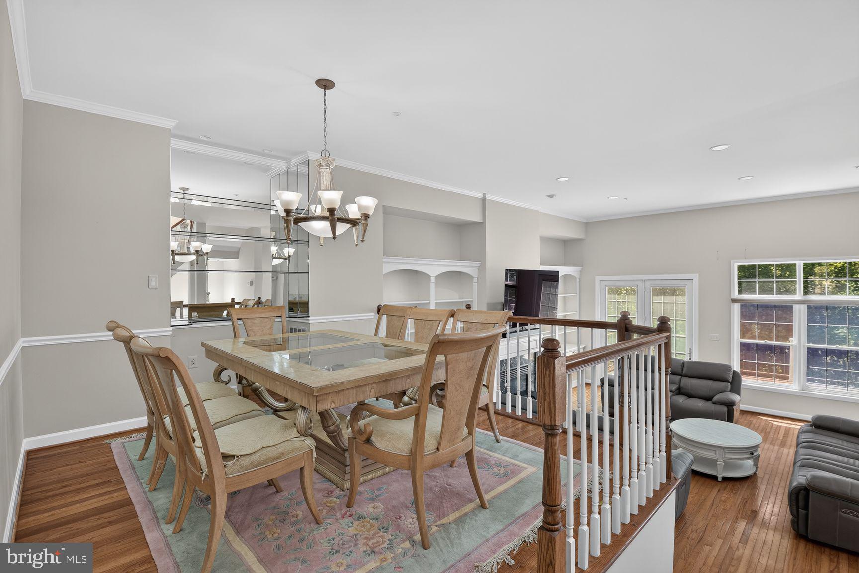 11432 Cedar Ridge Drive Potomac, MD 20854 - Photo 9 of 32 Elegant dining space with natural light.