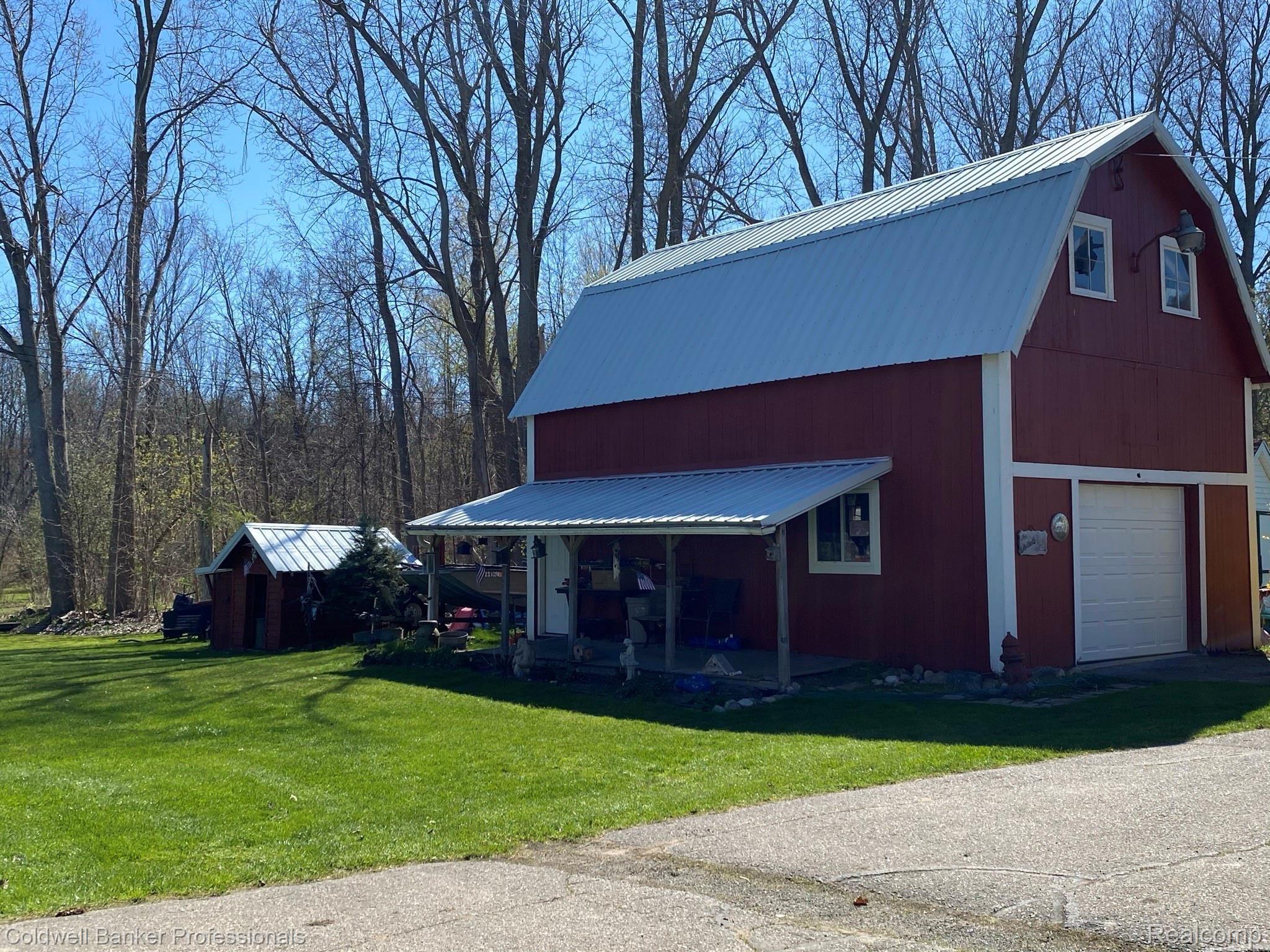 4870 Lum Road Attica, MI 48412 - Photo 9 of 44 IMG_4379.JPEG