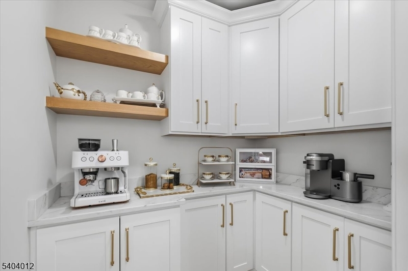 16 Cedar Place Hawthorne, NJ 07506 - Photo 14 of 34