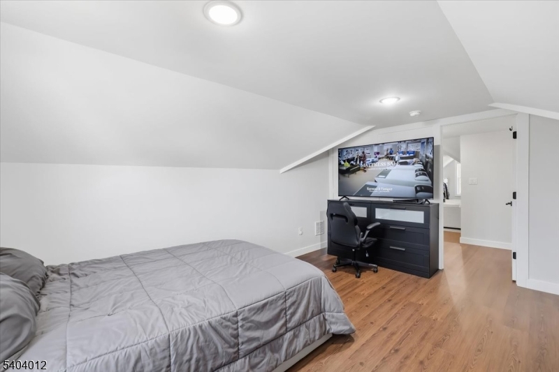 16 Cedar Place Hawthorne, NJ 07506 - Photo 28 of 34