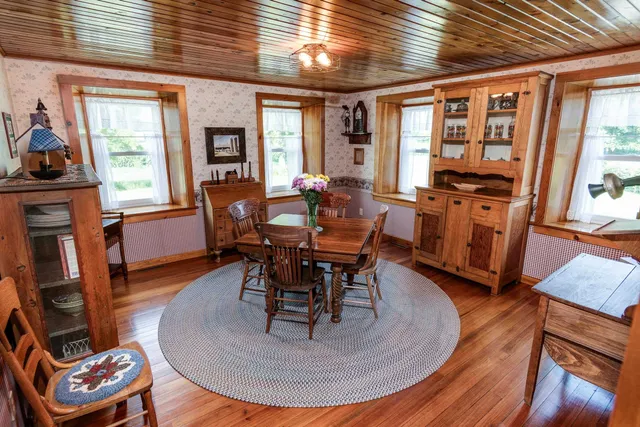 $630,000 | E9275 Prairie Road, Prairie du Sac, WI 53578