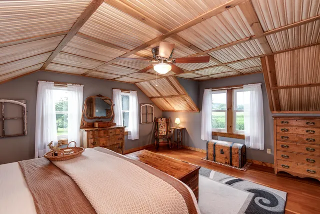 $630,000 | E9275 Prairie Road, Prairie du Sac, WI 53578