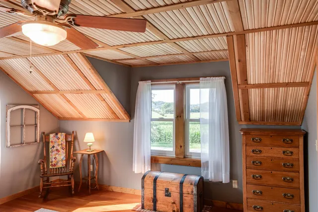 $630,000 | E9275 Prairie Road, Prairie du Sac, WI 53578