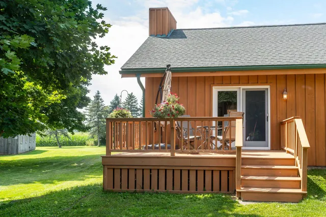 $630,000 | E9275 Prairie Road, Prairie du Sac, WI 53578