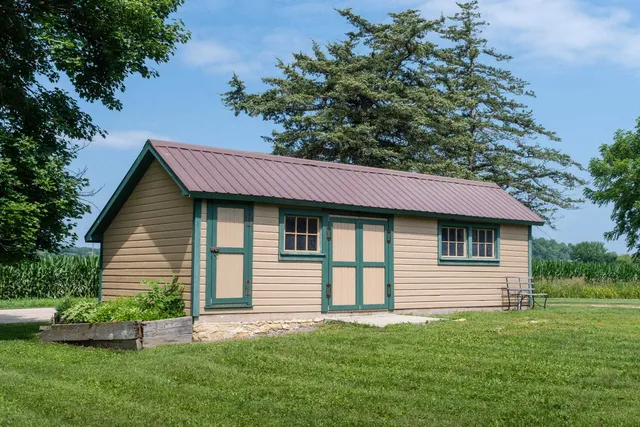 $630,000 | E9275 Prairie Road, Prairie du Sac, WI 53578