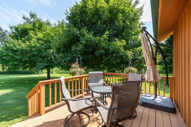 $630,000 | E9275 Prairie Road, Prairie du Sac, WI 53578