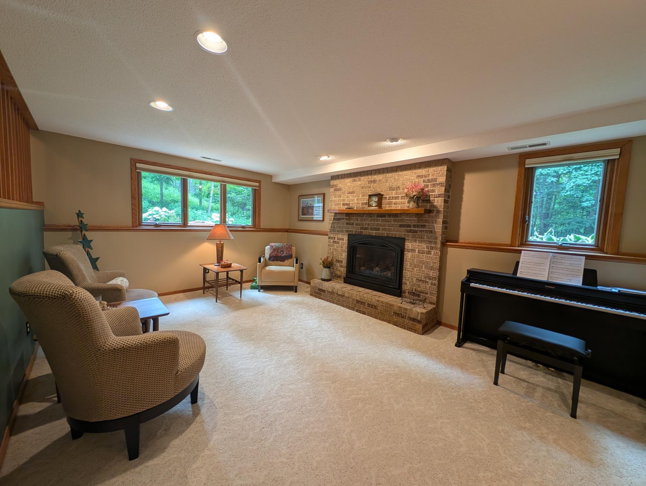 6821 Mesabi Court Northwest Rochester, MN 55901 - Photo 13 of 34