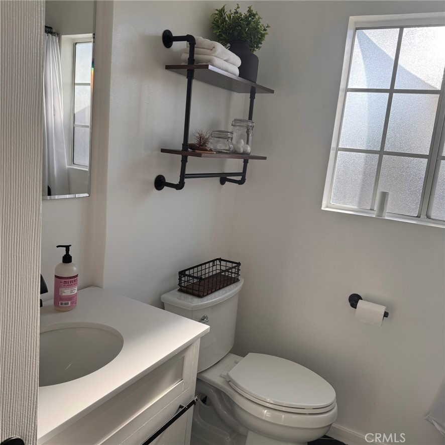 14017 Stamy Road Whittier, CA 90604 - Photo 4 of 5 Gallery Image 4