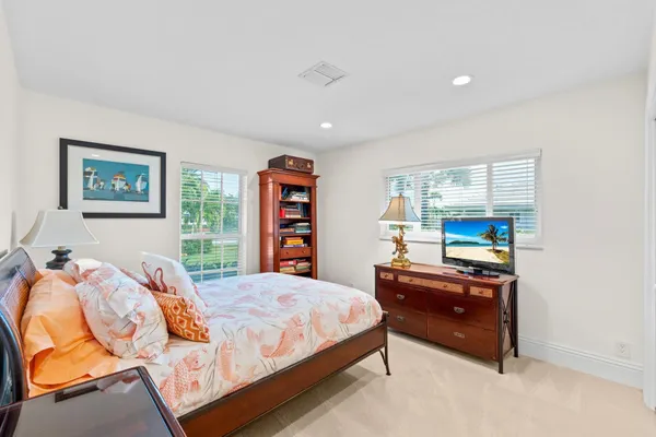 $1,600,000 | 4747 South Lake Drive, Boynton Beach, FL 33436