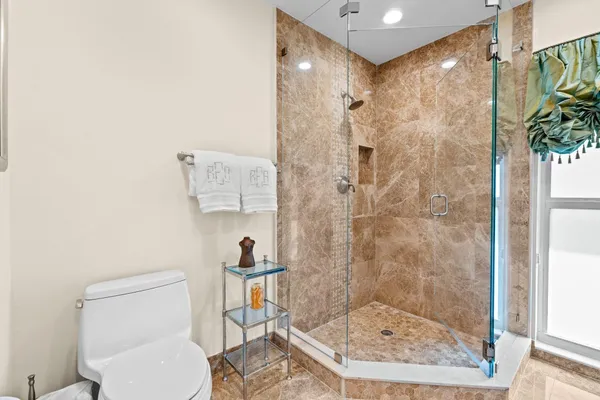 $1,600,000 | 4747 South Lake Drive, Boynton Beach, FL 33436