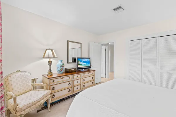 $1,600,000 | 4747 South Lake Drive, Boynton Beach, FL 33436