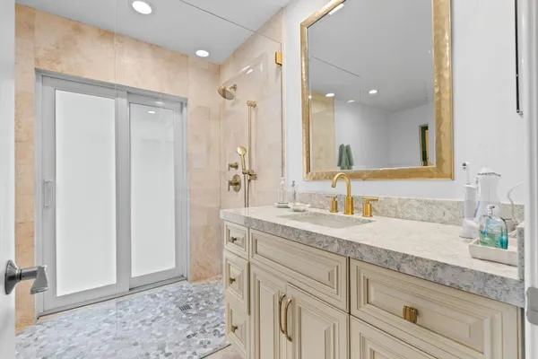 $1,600,000 | 4747 South Lake Drive, Boynton Beach, FL 33436