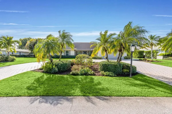 $1,600,000 | 4747 South Lake Drive, Boynton Beach, FL 33436