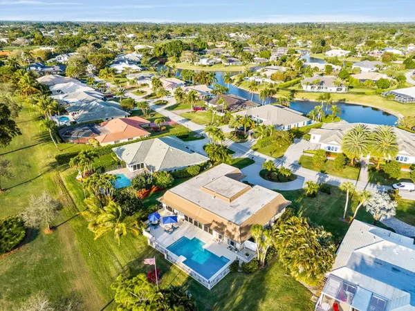 $1,600,000 | 4747 South Lake Drive, Boynton Beach, FL 33436