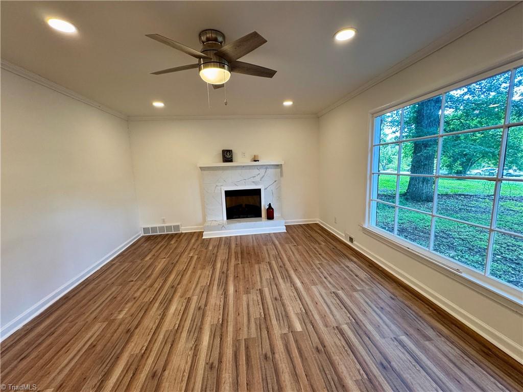 4441 White Rock Road Winston-Salem, NC 27105 - Photo 4 of 11 Great room
