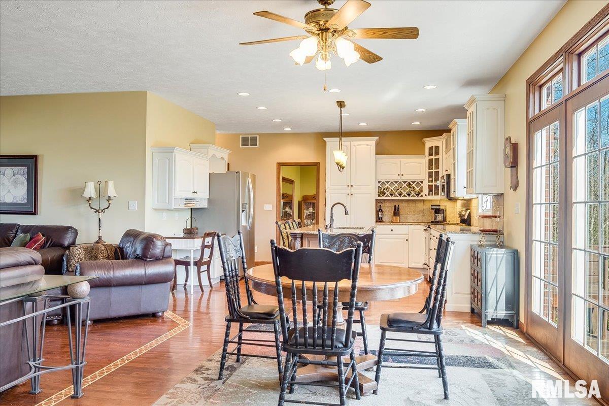 2 Fox Point Rochester, IL 62563 - Photo 13 of 48