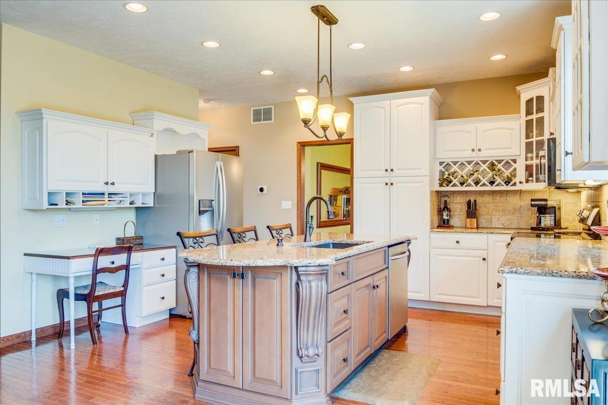 2 Fox Point Rochester, IL 62563 - Photo 15 of 48