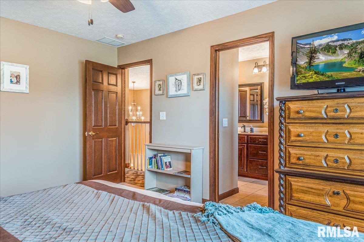 2 Fox Point Rochester, IL 62563 - Photo 32 of 48