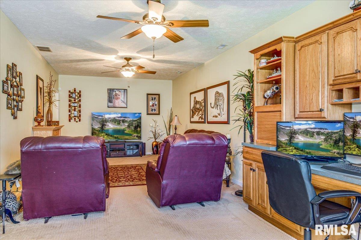 2 Fox Point Rochester, IL 62563 - Photo 40 of 48