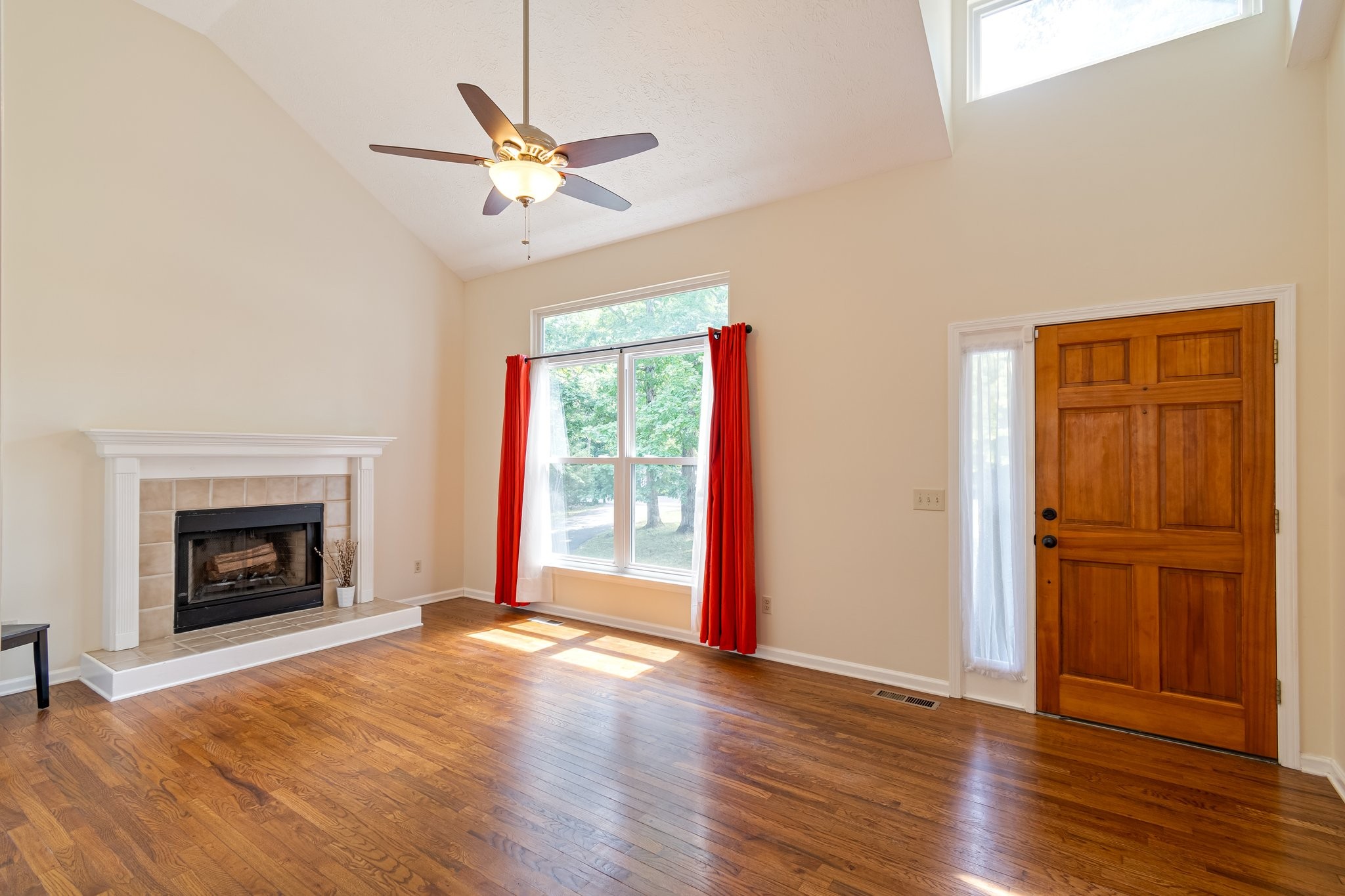 1214 Simms Heights Road Kingston Springs, TN 37082 - Photo 3 of 28 Gallery Image 3