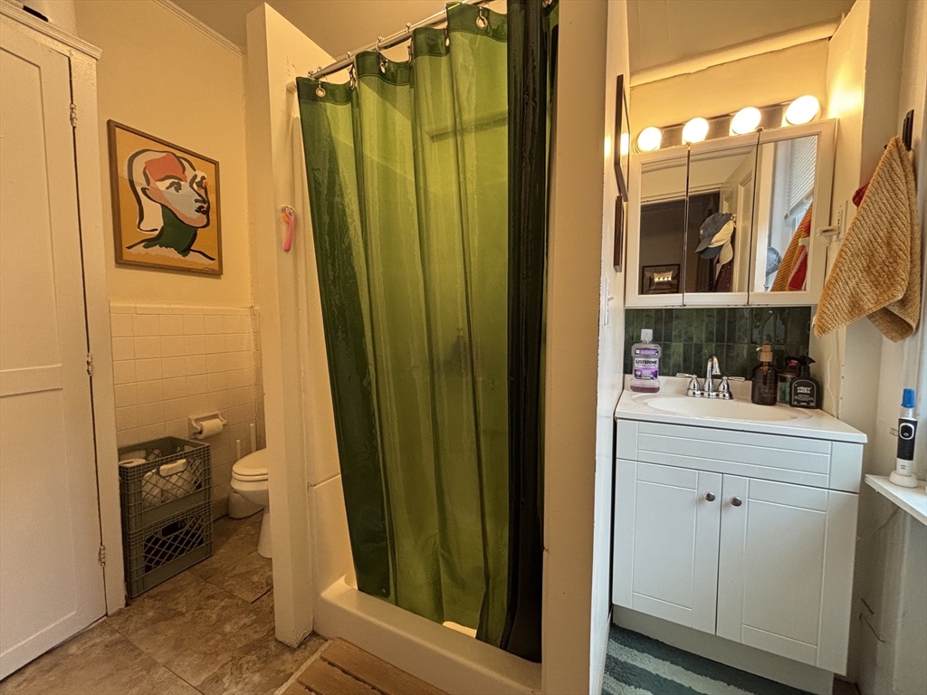 69 Charles Street, Unit 1 Boston, MA 02114 - Photo 12 of 14