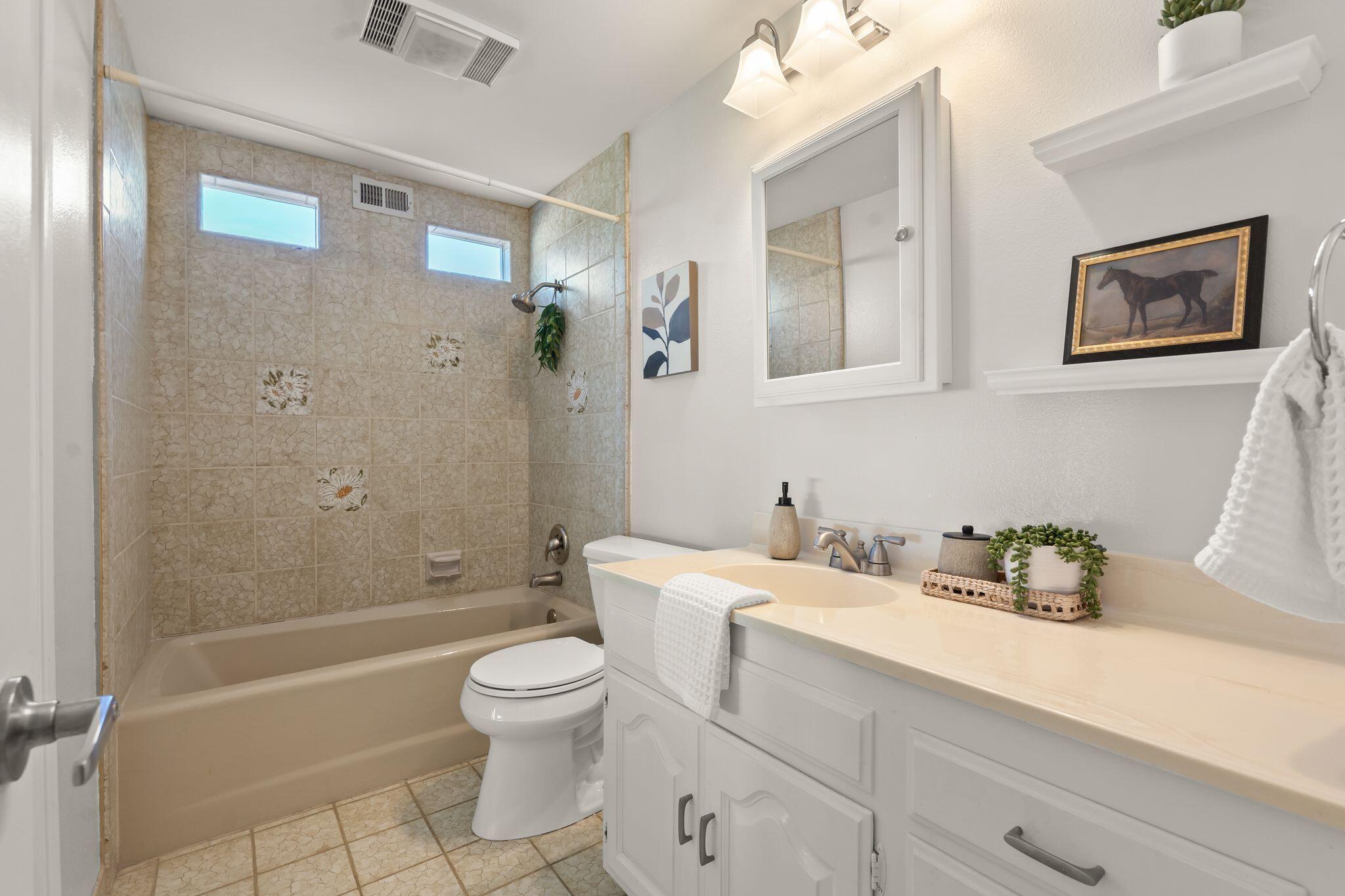 1000 Foothill Drive Fillmore, CA 93015 - Photo 49 of 86 a bathroom with a sink a toilet and shower