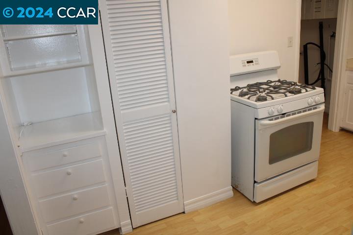 908 Everett Street El Cerrito, CA 94530 - Photo 10 of 27 a view of kitchen appliances and cabinets