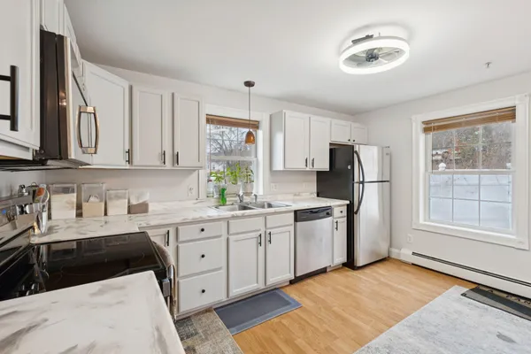 $290,000 | 6 B Meadowview Drive, Unit B, Sanford, ME 04073