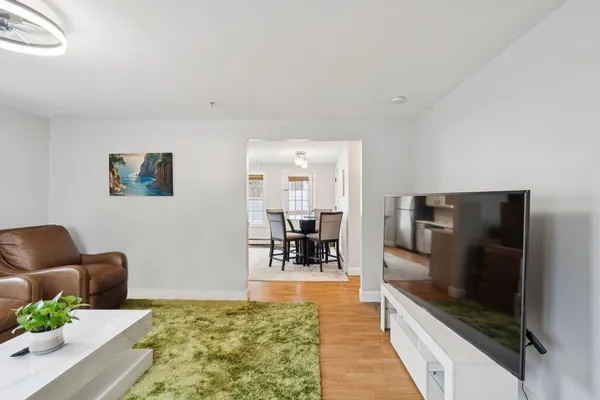 $274,900 | 6 B Meadowview Drive, Unit B, Sanford, ME 04073