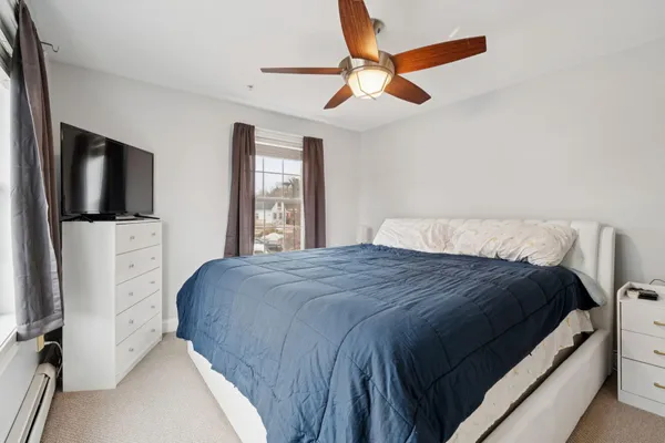 $274,900 | 6 B Meadowview Drive, Unit B, Sanford, ME 04073