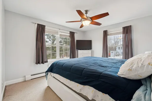 $274,900 | 6 B Meadowview Drive, Unit B, Sanford, ME 04073