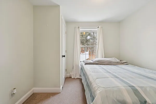 $274,900 | 6 B Meadowview Drive, Unit B, Sanford, ME 04073