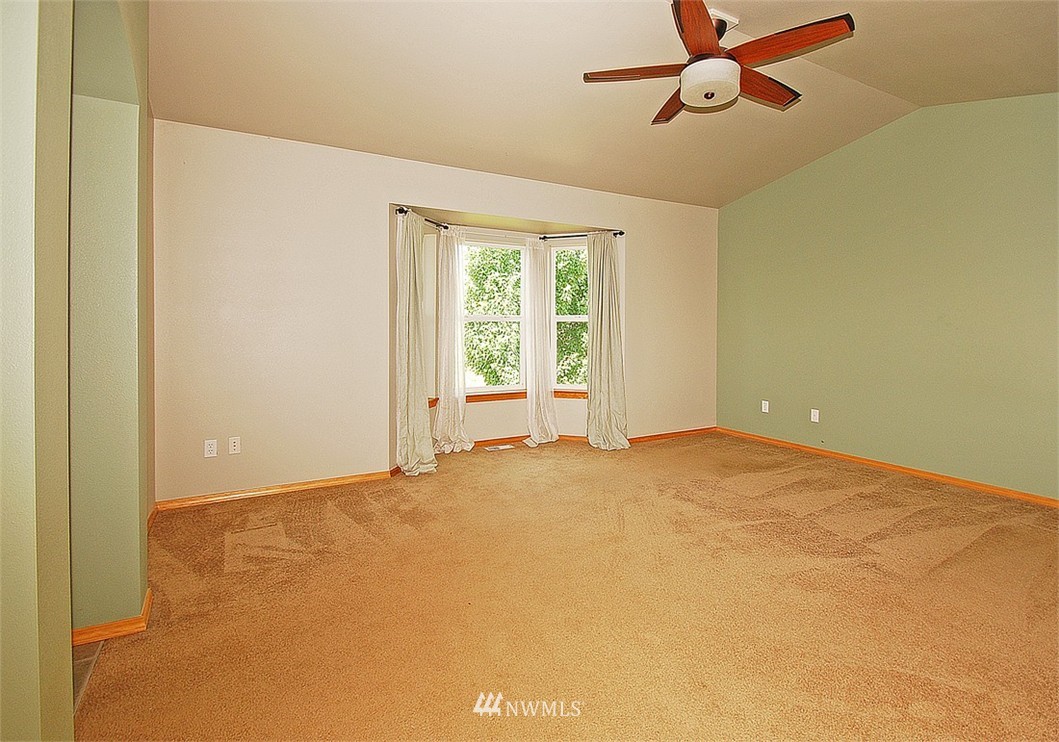 4213 154th Place Southeast Bothell, WA 98012 - Photo 8 of 16
