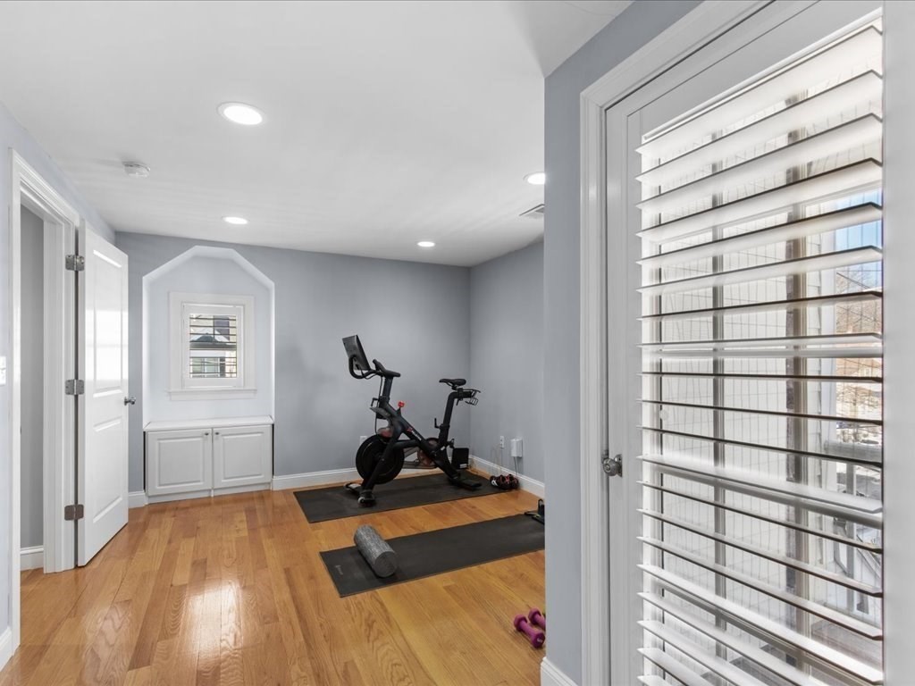 40 Catherine Street, Unit TWO Boston, MA 02131 - Photo 23 of 28