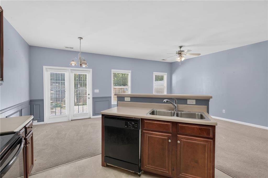 2555 Flat Shoals Road, Unit 2503 Atlanta, GA 30349 - Photo 9 of 32 Gallery Image 9