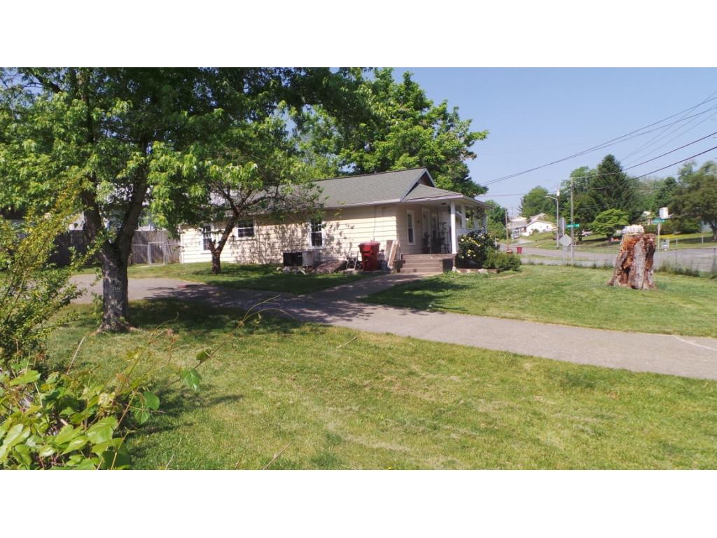 1505 Indian Ridge Road Johnson City, TN 37604 - Photo 2 of 34 Photo 2