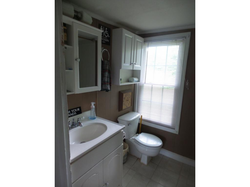 1505 Indian Ridge Road Johnson City, TN 37604 - Photo 29 of 34 Photo 30