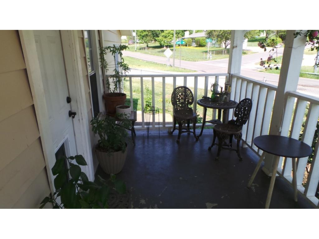 1505 Indian Ridge Road Johnson City, TN 37604 - Photo 4 of 34 Photo 4