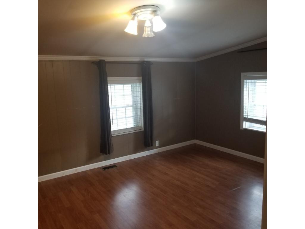 1505 Indian Ridge Road Johnson City, TN 37604 - Photo 9 of 34 Photo 9