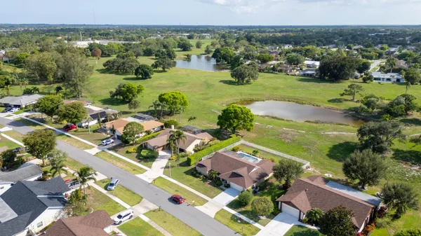 $760,800 | 1327 Pine Valley Drive, Wellington, FL 33414