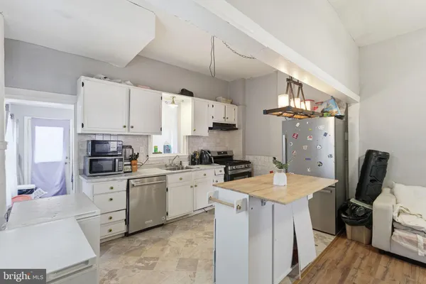 $199,999 | 46 South Maple Avenue, Lansdowne, PA 19050