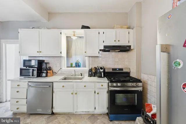 $199,999 | 46 South Maple Avenue, Lansdowne, PA 19050