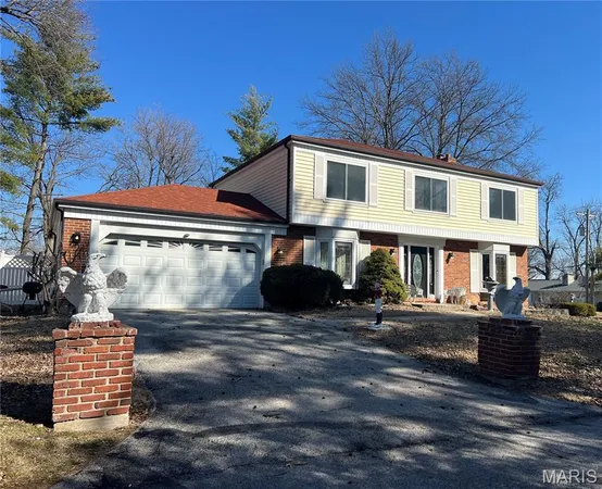 $2,900 | 9401 Stacy Place Lane, St. Louis, MO 63132