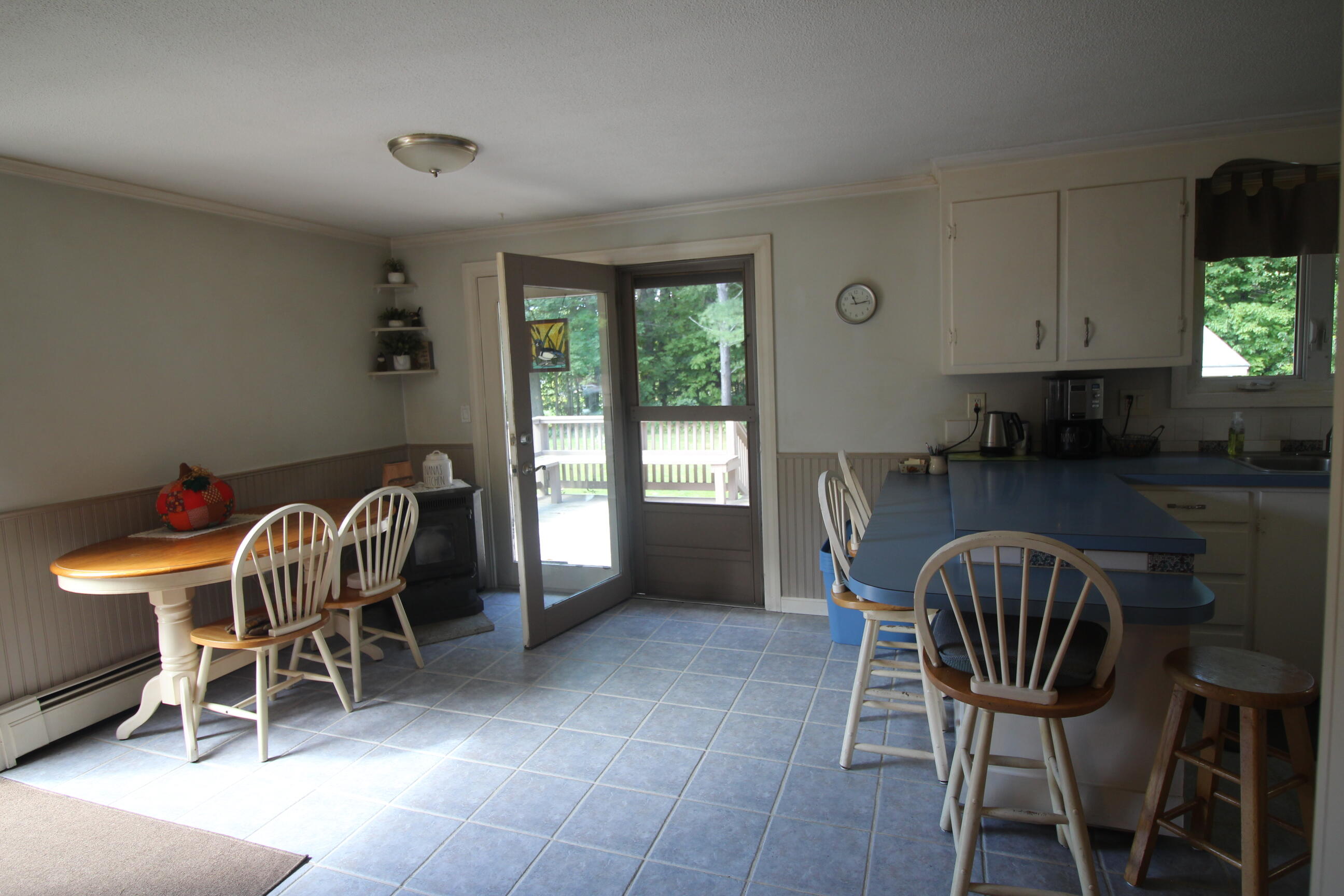 511 Quaker Ridge Road Casco, ME 04015 - Photo 18 of 24 Kitchen/Dining