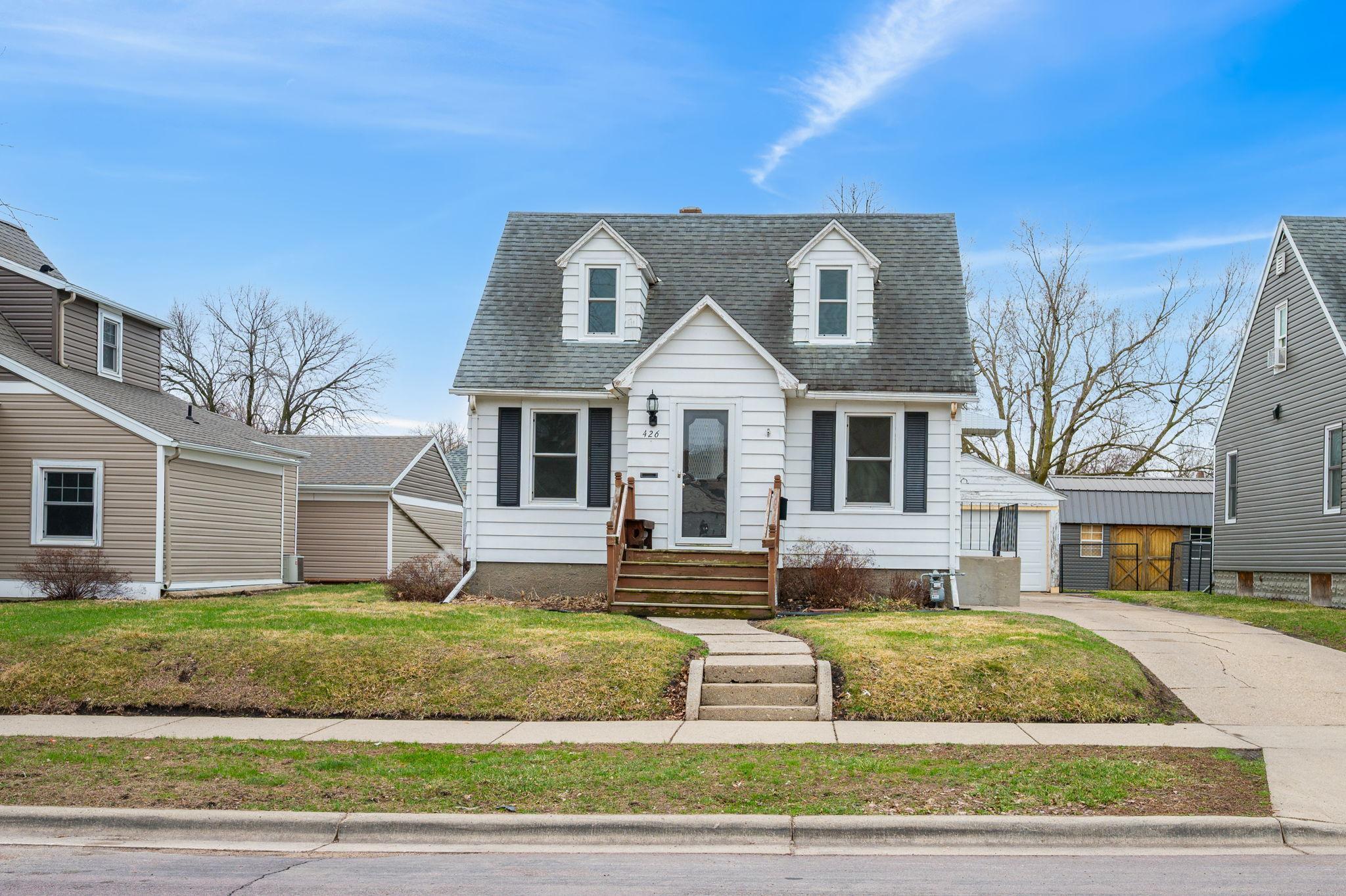 426 Webster Street Fairmont, MN 56031 - Photo 1 of 36