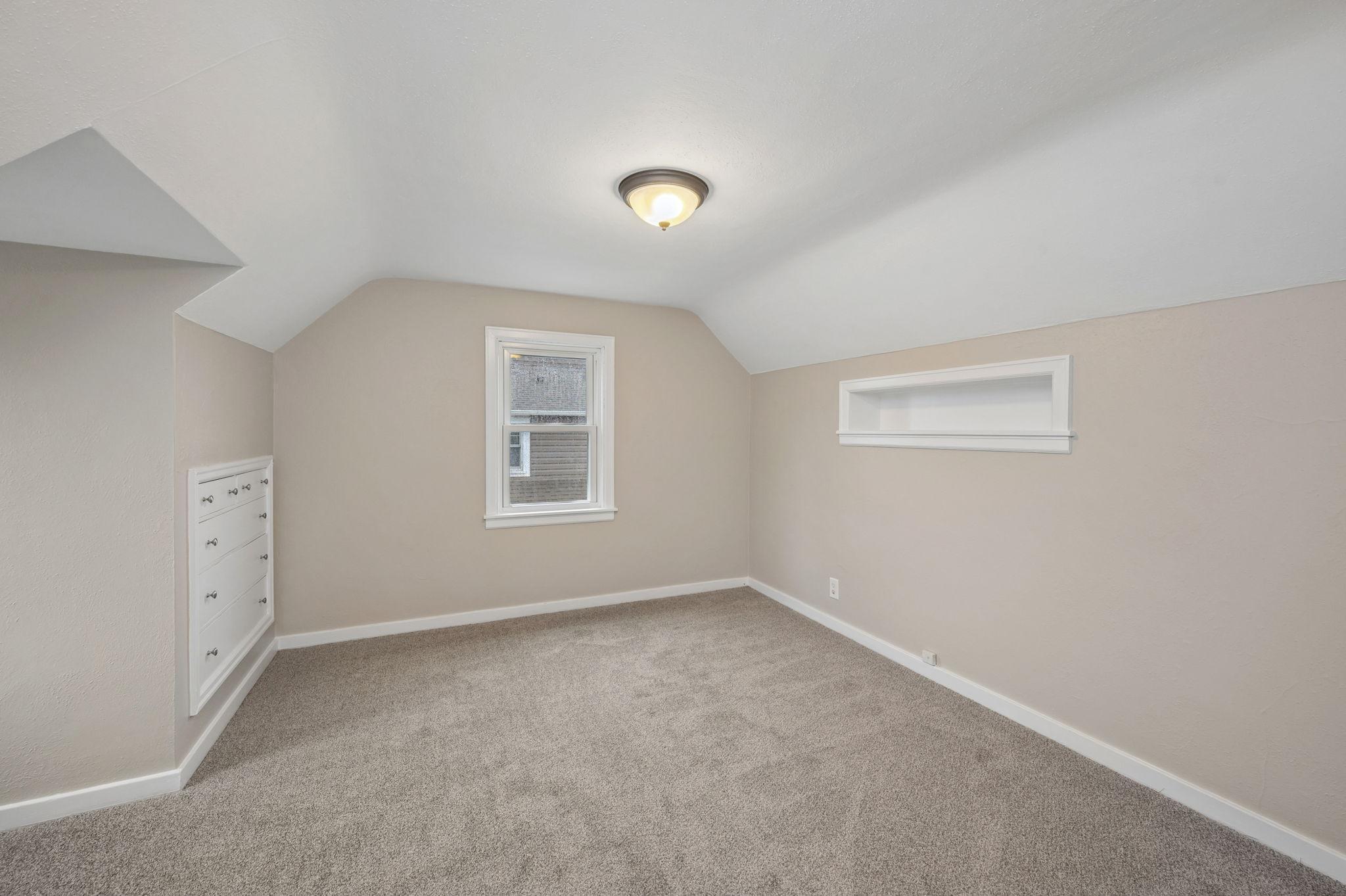 426 Webster Street Fairmont, MN 56031 - Photo 23 of 36