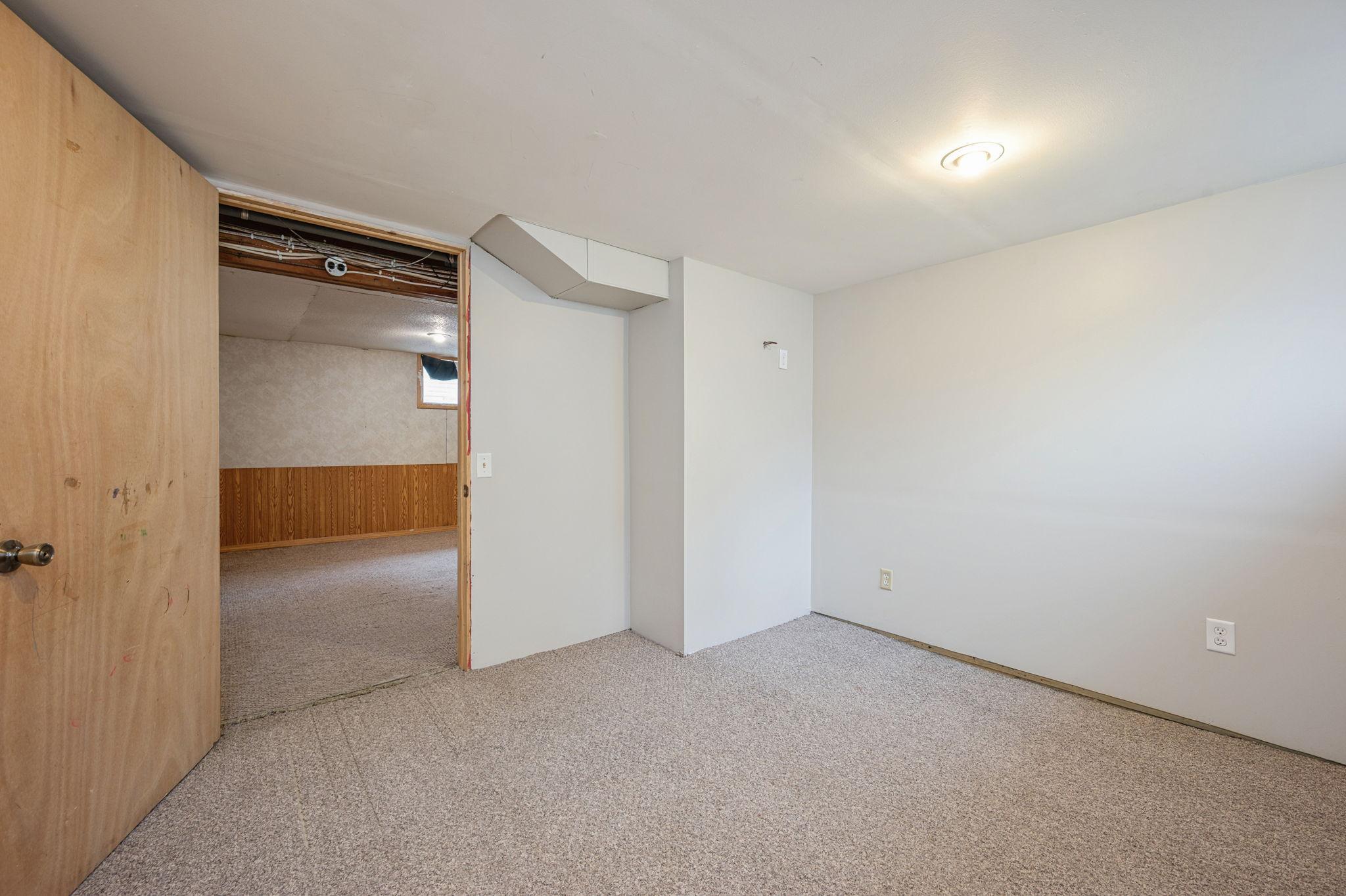 426 Webster Street Fairmont, MN 56031 - Photo 26 of 36