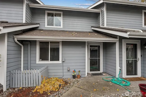 $349,000 | 6504 109th Street East, Puyallup, WA 98373