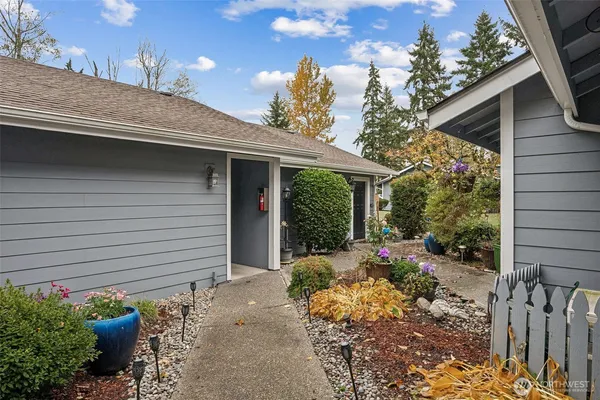 $349,000 | 6504 109th Street East, Puyallup, WA 98373