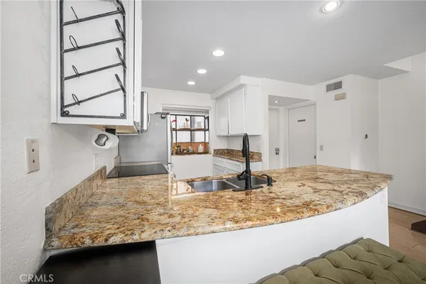 $580,000 | 26701 Quail Creek, Unit 206, Laguna Hills, CA 92656